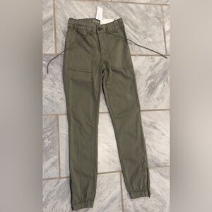 NWT American Eagle Womens Army Green Jegging Jogger Size 24W (00) Stretch